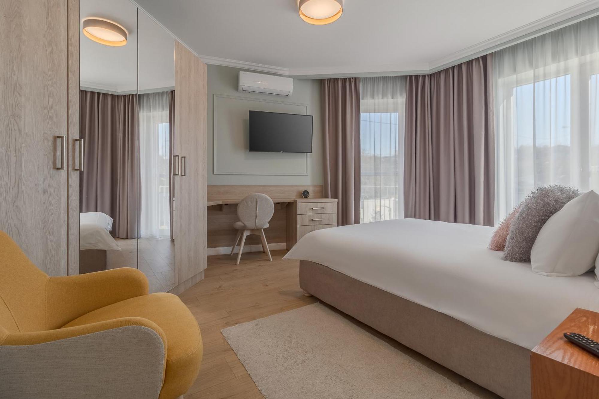 Dozsa Residence Oradea Eksteriør billede