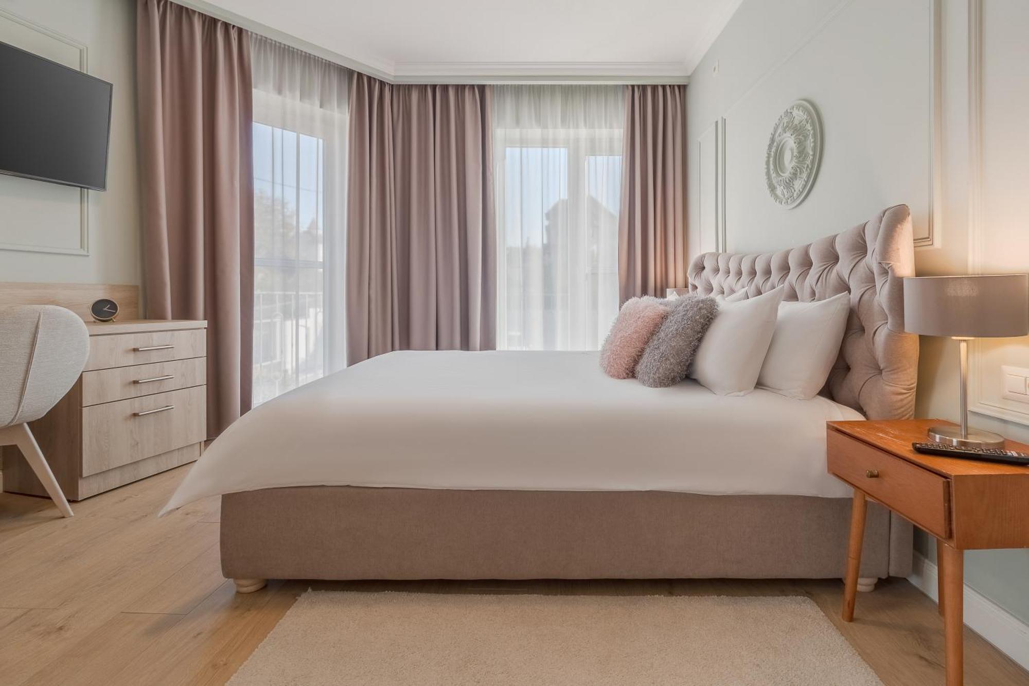 Dozsa Residence Oradea Eksteriør billede