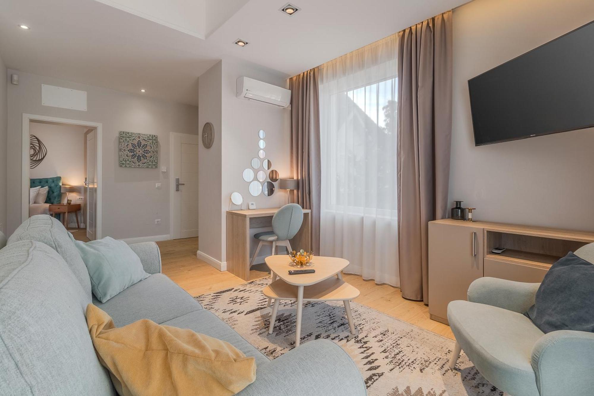 Dozsa Residence Oradea Eksteriør billede