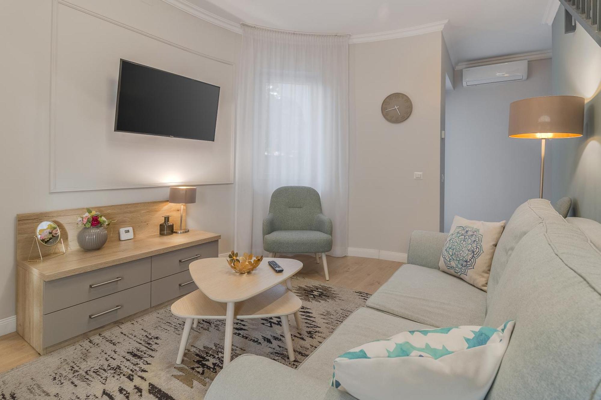 Dozsa Residence Oradea Eksteriør billede