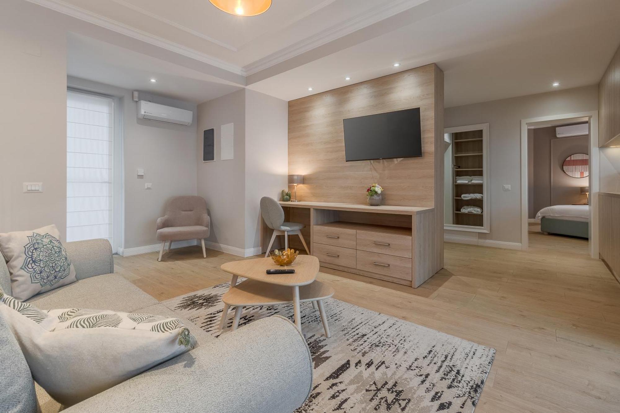 Dozsa Residence Oradea Eksteriør billede